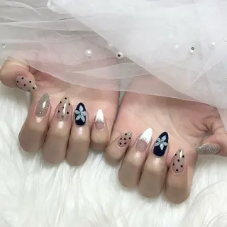 ネイル EmaNail 天満橋店所属・EmaNail Hinaのネイルデザイン