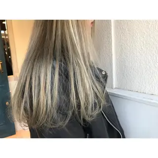 ロング カラー Musiiik hairのヘアスタイル