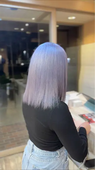 ミディアム カラー ブリーチ🩵レイヤー Maho🐻‍❄️のヘアスタイル