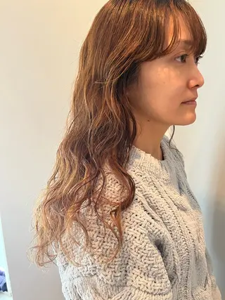 ロング パーマ pu+on. nailworks所属・fuyumi / ニュアンスネイルのネイルデザイン