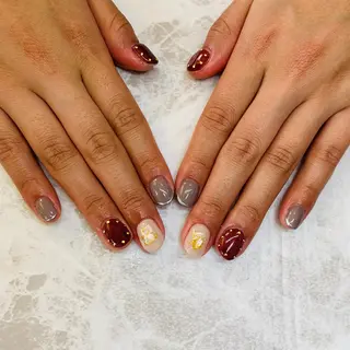 ネイル Feliz所属・Feliz 楽しいネイルサロンのネイルデザイン