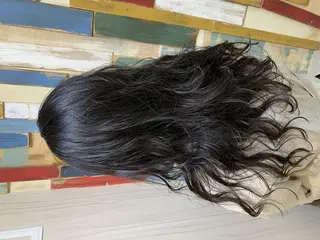 セミロング 嶋村夏実🌼レイヤー 🌸白髪ぼかしのヘアスタイル