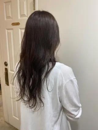 ロング カラー salowin渋谷kitaya park前所属・RIKA韓国ヘア/く びれヘア/上品カラーのヘアスタイル