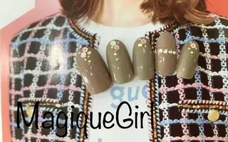 ネイル Magique Girlのネイルデザイン