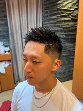 メンズ HAIR MODE KIKUCHI銀座店所属・たけ しまのヘアスタイル