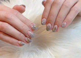 ネイル le'a-レア-【ア イ×ネイル×眉】のネイルデザイン