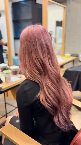 ロング カラー Liere YUMAのヘアスタイル