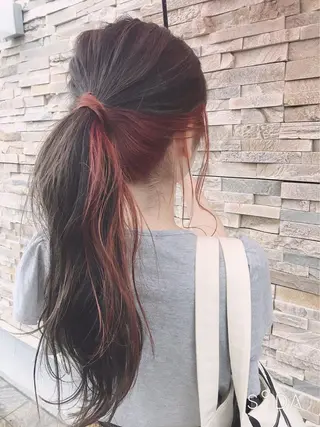 ロング 林 友美のヘアスタイル