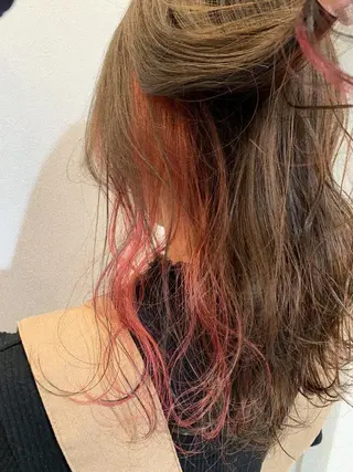 ロング カラー 船津 佳奈美のヘアスタイル