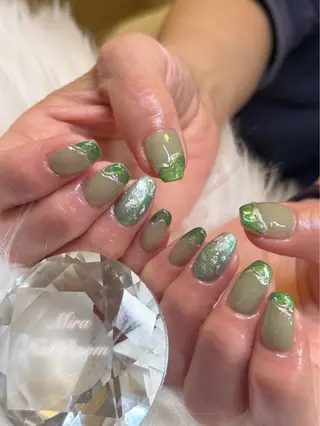 ネイル MIRA NAILROOM SALON所属・MIRA NAILROOMのネイルデザイン