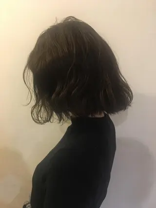 ショート パーマ ボブ／レイヤー／艶 🦕risa  森下のヘアスタイル