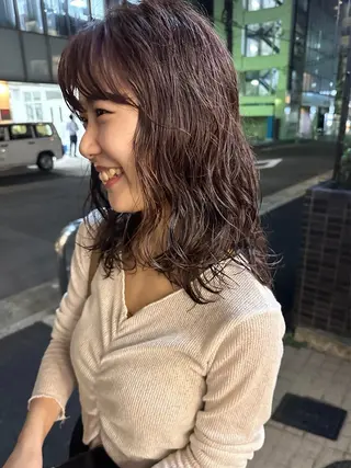 セミロング パーマ 渡邉 悠斗のヘアスタイル