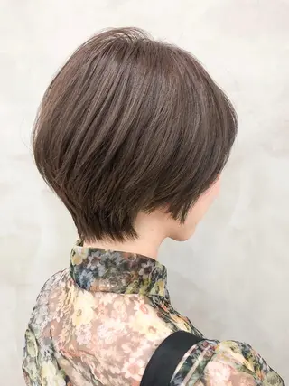 ショート カラー ヘアアレンジ ネイル マツエク・マツパ ショート・ボブ 徳竹淳一のヘアスタイル