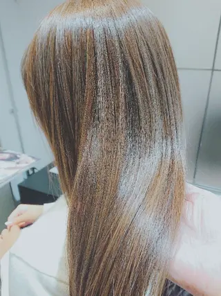 セミロング 美髪✨LAKOLA  池袋✨のヘアスタイル