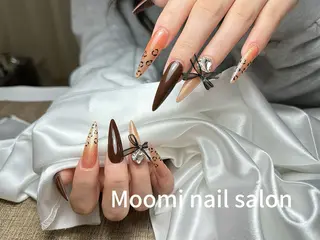 ロング Moomi あずりのネイルデザイン
