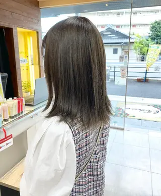 ミディアム カラー ヘアアレンジ HAIRSALONLOOP所属・川上 麻梨阿のヘアスタイル