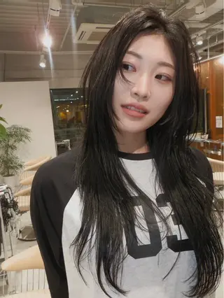 ロング yuinaハイライト /ブリーチモデル募集のヘアスタイル