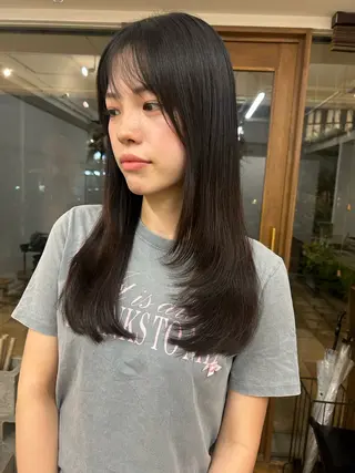 ロング たにおか まなかのヘアスタイル