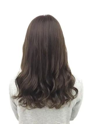セミロング カラー 岩崎 裕司のヘアスタイル