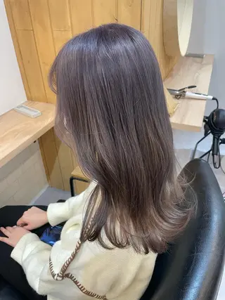 セミロング カラー akane .のヘアスタイル