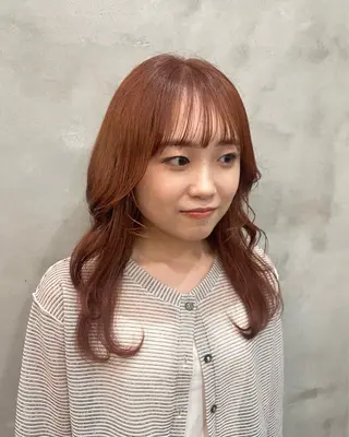 セミロング カラー ヘアアレンジ 【ピンク/韓国ヘア/ ヘアセット】亜海のヘアスタイル