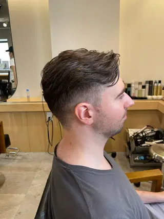 ショート パーマ メンズ マエダ リョウのヘアスタイル