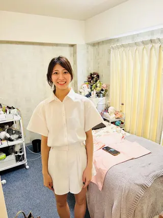 美容鍼灸サロン mahoroba院長のエステ・リラクイメージ