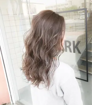 セミロング カラー ANBEL所属・ANBEL代表 西尾裕樹のヘアスタイル
