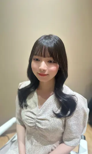 ロング カラー Minori🤎 ナチュラル韓国ヘアのヘアスタイル