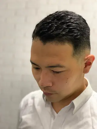 ショート ヒロ銀座プレミアムバーバー銀座店所属・田中 心のヘアスタイル