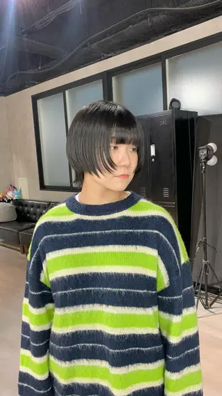 ショート KISS SWAN所属・B E C H I C O〔べち子〕のヘアスタイル