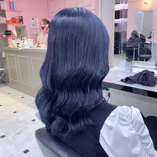 ロング カラー ヘアアレンジ ブリーチカラー🩰 ガーリー🩰とらのヘアスタイル