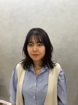 ミディアム カラー 透明感カラー/パーマ 🌀アオノアユミのヘアスタイル