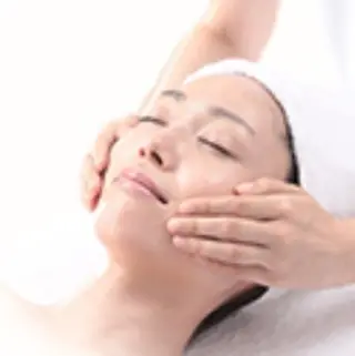 メナードフェイシャルサロン セレブリーナ本店所属・金澤 ゆう子のエステ・リラクイメージ