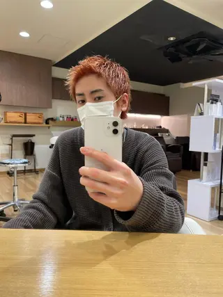 カラー Open-Jaw所属・玉木 雄也のヘアスタイル