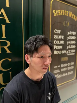 ミディアム 小島 優奈のヘアスタイル