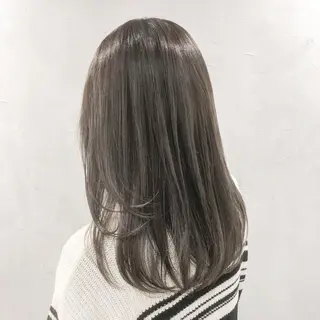 ミディアム カラー レイヤーカット× 髪質改善たもりのヘアスタイル