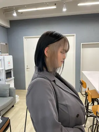 ミディアム akane .のヘアスタイル