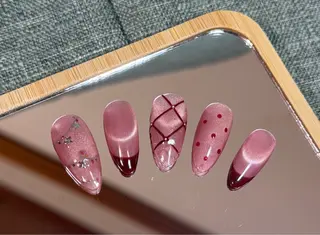 ネイル グエンティ チャミのネイルデザイン