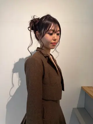 ロング ヘアアレンジ Fev AYAHAのヘアスタイル