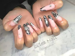 ネイル Li'leaNail AINAのネイルデザイン