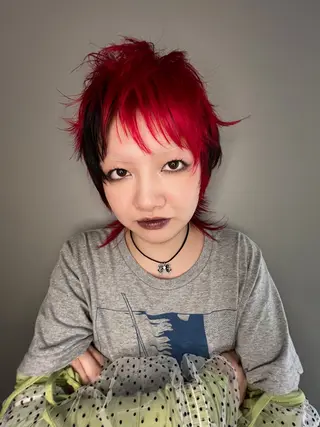 ショート カラー haco＋所属・圧倒的デザイン力 店長🎨RENAのヘアスタイル