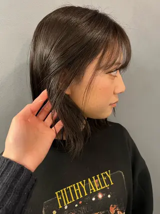 セミロング KOCHAB所属・三谷 はるなのヘアスタイル