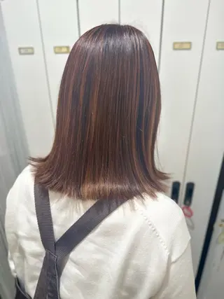 ミディアム カラー 艶カラー/縮毛矯正/ ブリーチカラー/みなのヘアスタイル