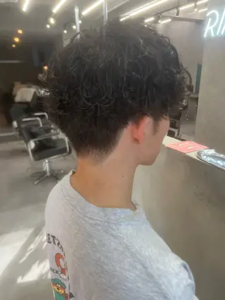 パーマ メンズ rawr hair rim所属・50%offクーポン Rim副店長 栗原柊のヘアスタイル