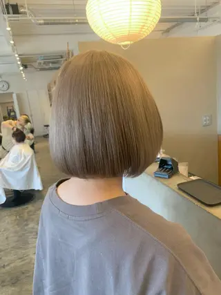 ショート カラー ハイトーン職人💗 松本輝美のヘアスタイル