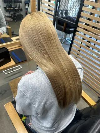 ロング ひろし/髪質改善/ 縮毛矯正/上品✨のヘアスタイル