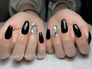 ロング Rosie Nail サロン南越谷のネイルデザイン