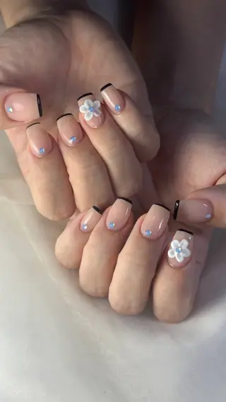 ネイル うにゃねいる🌷 Mayaのネイルデザイン