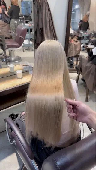 セミロング カラー パーマ ヘアアレンジ ブリーチカラー🤍 颯馬🐈‍⬛のヘアスタイル